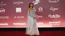 فستان بشراشيب.. لينا صوفيا تخطف الأنظار في افتتاح مهرجان الجونة