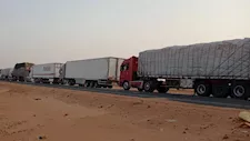 وقف عبور الشاحنات المصرية إلى السودان لأجل غير مسمى