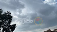 غيوم تكسو سماء كفر الشيخ واستمرار توقف حركة الصيد بميناء البرلس -صور