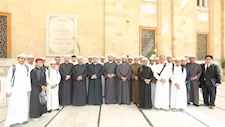 "الإفتاء" تنظم زيارة لمسجد الحسين والحجرة النبوية لطلاب أزهريين من تايلاند