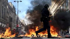 272 معتقلًا وملثمون وعنف تتوسع رقعته.. فرنسا تغلي بالاشتباكات- صور