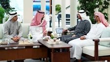 رئيس الإمارات يبحث مع وزير الدفاع السعودي التطورات الإقليمية بالمنطقة