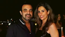  بالفيديو.. عمرو محمود ياسين وزوجته آيات أباظة يحتفلان بخطوبة ابنتهما عالية