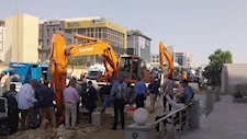 مستجدات كسر خط مياه رافع أبو عويقل.. تكثيف أعمال الصيانة وتوفير سيارات شرب مجانية