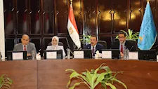 رئيس جامعة الإسكندرية يدعو لتوسيع دائرة الحوار حول القضايا الاقتصادية