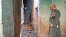 شهود عيان يروون لحظات انهيار منزل ومصرع عروس وشقيقتيها بأسيوط