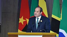 الرئيس السيسي: إنشاء 70 ألف مقبرة جديدة على 3 مراحل في حلوان والعاشر من رمضان