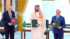 تركيا تنشر نص اتفاق مكة: 16 مادة للتحالف وباب خلفي لانسحاب الأعضاء بعد