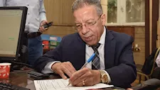 نقابة الأطباء تطالب بخفض المقبولين بكليات الطب 10%.. تحرك رسمي