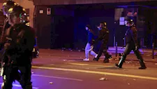 اعتقال 100 شخص في برشلونة بعد أعمال نهب وشغب خلال مسيرة مناهضة للنظام