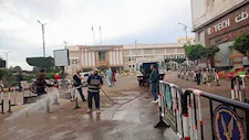 بالصور- تعقيم وتطهير الميدان الإبراهيمي بالتزامن مع احتفالات مولد الدسوقي بكفر الشيخ 