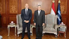 أسامة ربيع: يبحث مع السفير اليوناني التعاون في الصناعات البحرية والخدمات اللوجستية