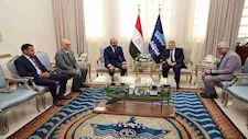 قناة السويس تبحث التعاون مع DEME البلجيكية في تطوير أسطول الكراكات