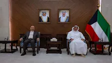 الكويت تستدعي سفير إيران احتجاجا على بيان سفارته