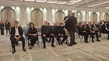بالصور- روجينا وأشرف زكي وتيم حسن في عزاء زوجة صادق الصباح 