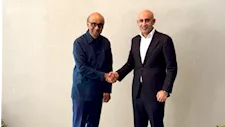 وزير التعليم يسلم رئيس سنغافورة رسالة خطية من الرئيس السيسي