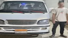 ضبط سائق ميكروباص يتقاضى أجرة زيادة ويحمل ركاب فوق المقرر بسوهاج