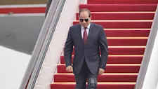الرئيس السيسي يعود إلى أرض الوطن بعد زيارة روسيا والمجر