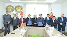 رئيسا جامعتي بنها وووهان الصينية يفتتحان كلية الدراسات العليا بالعبور - صور