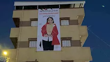 لافتات وبانرات تزين منازل كفر الشيخ احتفاءً ببطلة "تحدي القراءة العربي" (فيديو وصور)