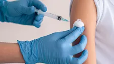 الحكومة تحسم الجدل بشأن نقص التطعيمات الروتينية للأطفال