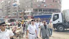  سيولة مرورية.. إزالة إشغالات سوق المعهد الديني في الإسكندرية(صور)