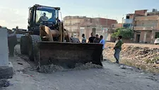  تمهيد طريق آمن ووضع حواجز لمنع وصول طلاب الصفاصيف إلى المواسير