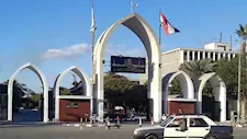 عميد علوم أسيوط يكشف تفاصيل واقعة سقوط مروحة على طالبة بمدرج الكلية