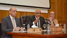 وزير الإنتاج الحربي يوجه بتعظيم الاستفادة من إمكانيات "أبو زعبل للصناعات"