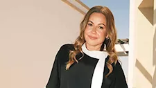 الأسود يليق بها.. 3 صور ومعلومات عن إطلالة ريا أبي راشد