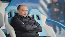 على ماهر مدرب سيراميكا يغيب رسميًا عن مواجهة الزمالك.. ما التفاصيل؟