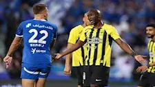 بنزيما ضد فريقه السابق.. موعد مباراة الهلال والاتحاد والقناة الناقلة
