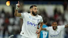 بنزيما يقود الهلال لـ سداسية مثيرة ضد الخلود بدوري روشن