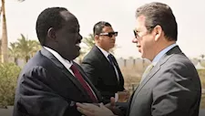 رئيس المخابرات العامة يلتقي وفدًا رفيع المستوى من دولة جنوب السودان