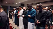بحضور مزراوي.. مانشستر يونايتد يقيم حفل إفطار للمشجعين المسلمين في أولد