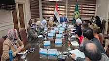 محافظ القليوبية يناقش تطورات مشروع إدارة تلوث الهواء وتغير المناخ
