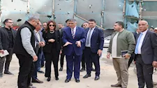 محافظ الجيزة يتفقد شارع العريش بعد إعادة الانضباط والتجهيزات الجارية بالموقع البديل  