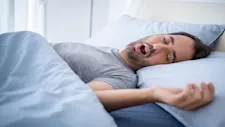 الشخير.. ما أسبابه ومخاطر تجاهل علاجه؟