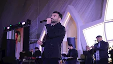 هيثم شاكر يحيي حفلا بإحدى الخيام الرمضانية