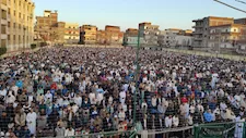 550 ألف شخص أدوا صلاة عيد الفطر بمراكز الشباب في الإسكندرية (صور)