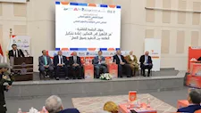 رئيس جامعة بنها يفتتح الملتقى الثاني للتوظيف والتطوير المهني (صور)