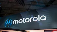 قابل للطي.. موتورولا تستعد لإطلاق هاتفها الجديد