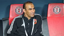 عبد الحفيظ يطلب عودة هذا اللاعب للأهلي.. تفاصيل 