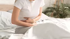 أصوات المعدة لا تعني الجوع دائما .. علامة على 3 أمراض خطيرة