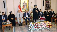وزير التعليم العالي يهنئ الأقباط بعيد القيامة بالمقر البابوي في الإسكندرية- صور
