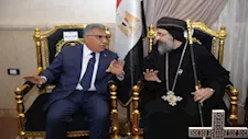 محافظ الدقهلية ومدير أمن الدقهلية يقدمان التهنئة للأقباط بمناسبة عيد القيامة 