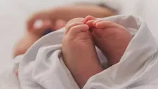 "رمت ابنها في الزبالة".. مفاجآت صادمة في واقعة رضيع القمامة بالشرقية