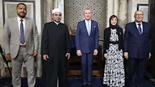 صور.. أمير رومانيا يزور الجامع الأزهر ويشيد بدوره في نشر قيم السلام العالمي