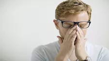 حدة البصر الجيدة لا تكفي.. أمراض خطيرة قد تصيب العين دون أعراض