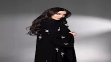  أناقة الأسود.. سيرين عبد النور بفستان جريء 
